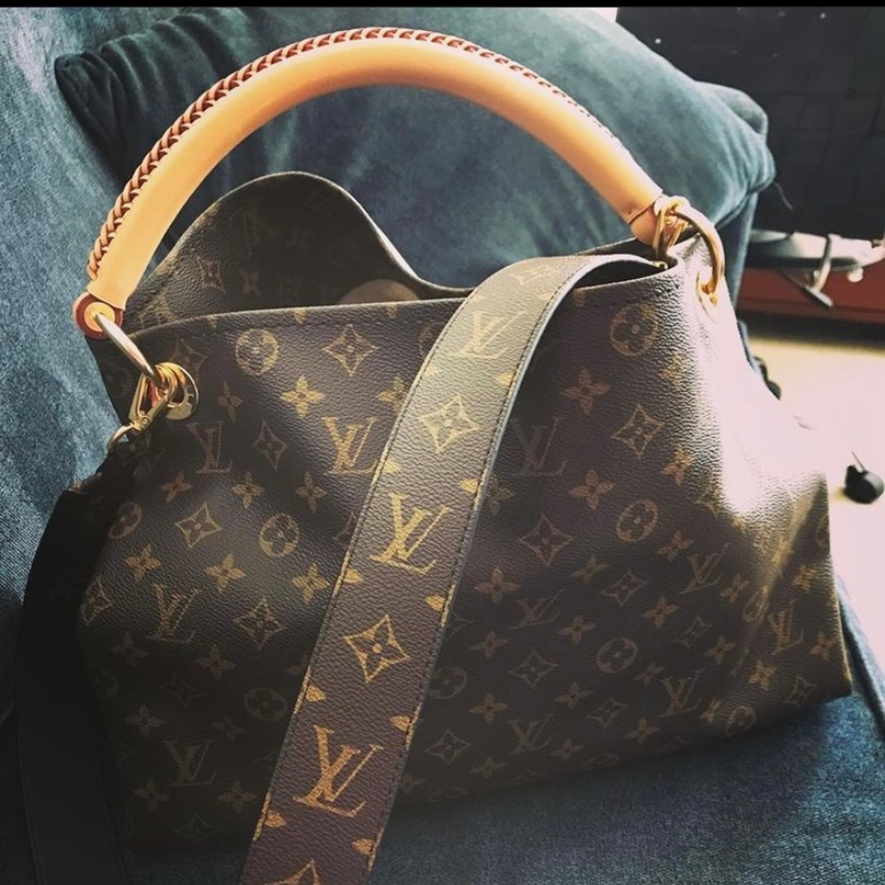 Louis Vuitton Artsy